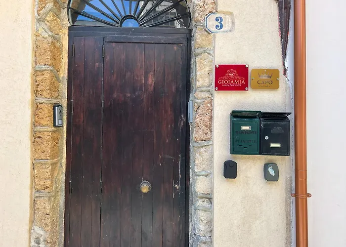 Gioiamia Luxury Suite A Pochi Passi Dalla Cattedrale